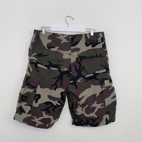 Carhartt WiP Cargo Camo Bermuda Shorts Mens Size 34 [Fit as 36] Green Khaki Army