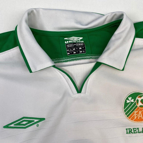 Vintage Umbro Ireland 2003 2004 Euro Away Football Shirt Mens Size XXL White.
