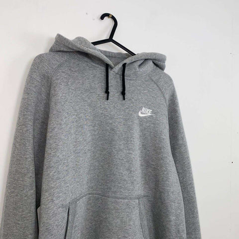 Nike Basic Hoodie Pullover Mens Size M Grey Embroidered Swoosh Logo Retro Style.