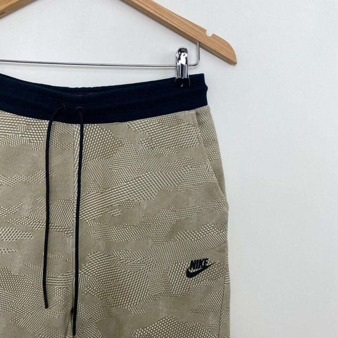 Nike Tech Sweat Shorts Printed Pattern Mens Size S Beige Swoosh Logo Pockets.