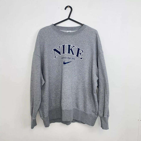 Nike Spellout Big Logo Sweatshirt Womens Size M Grey Oversized Crewneck.