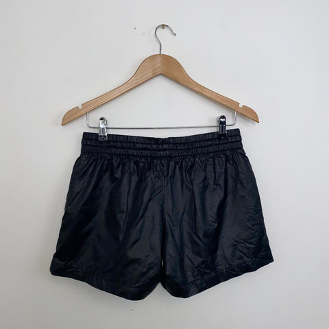 Preowned Nike Womens Sports Athletic Shorts Black Size S Lightweight Swoosh Logo.