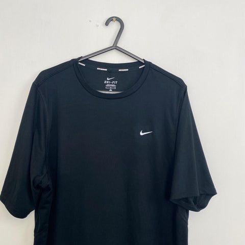 Nike Running T-Shirt Top Mens Size L Black Swoosh Logo Summer Workout Festival.