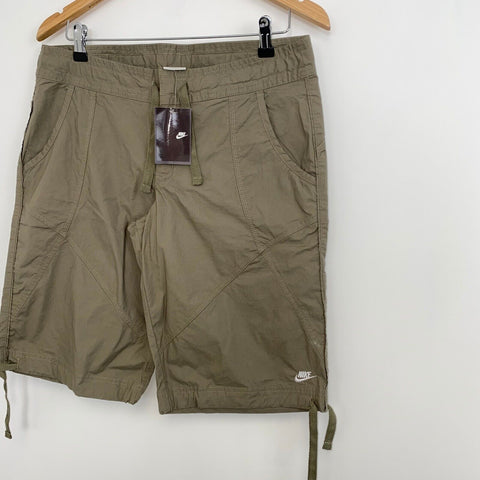 Vintage Nike Woven Shorts Womens Size M Khaki Olive Retro Y2k Military *NEW*
